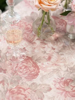 Ava Linen Tablecloth - Blush