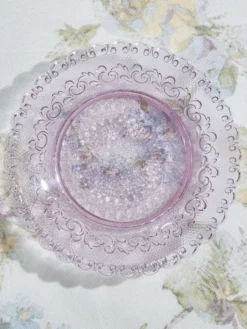 Chantilly Glass Plates Set of 4 - Amethyst