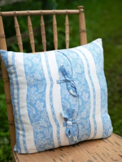 Charm Jacquard Cushion Cover - Blue