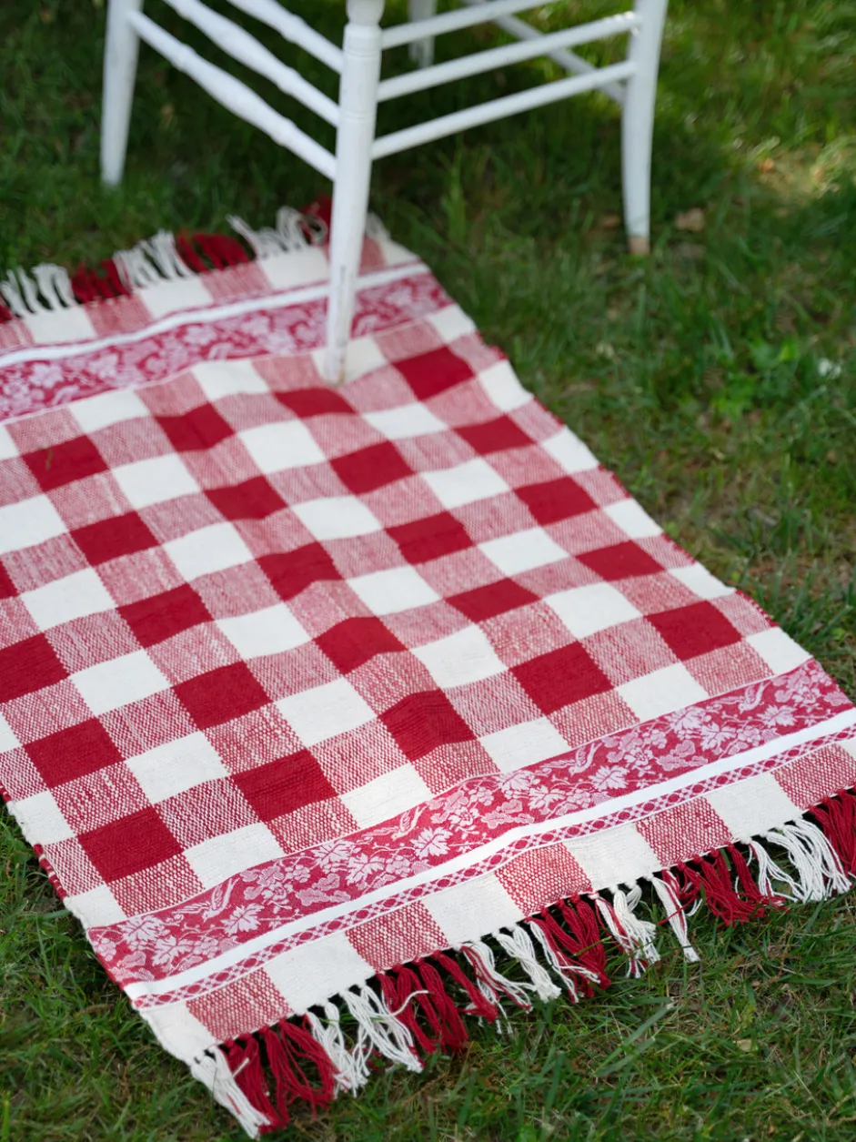 Charm Jacquard Dhurrie - Red