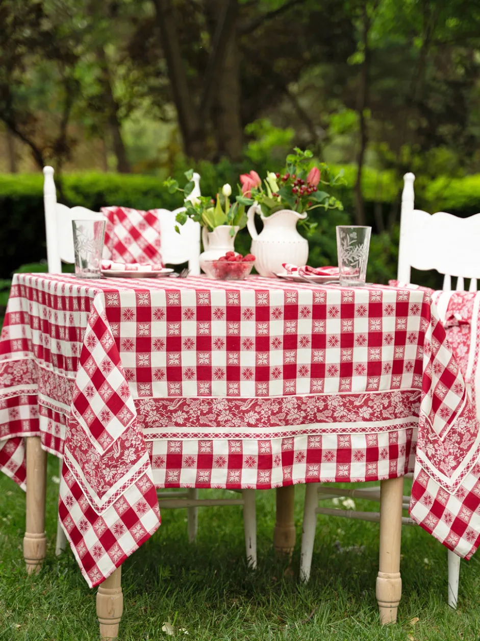 Charm Jacquard Tablecloth - Red