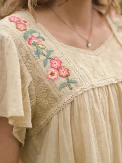 Country Road Blouse - Biscuit