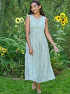 Daphne Porch Dress - Powder Blue