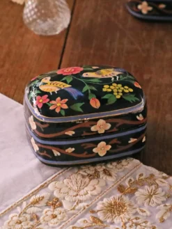 Darjeeling Trinket Box Medium - Black
