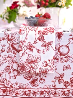Delicate Blossom Napkin Set of 4 - Red