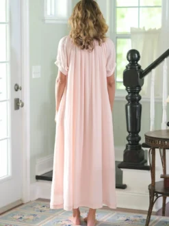 Delicate Dressing Gown - Powder Peach