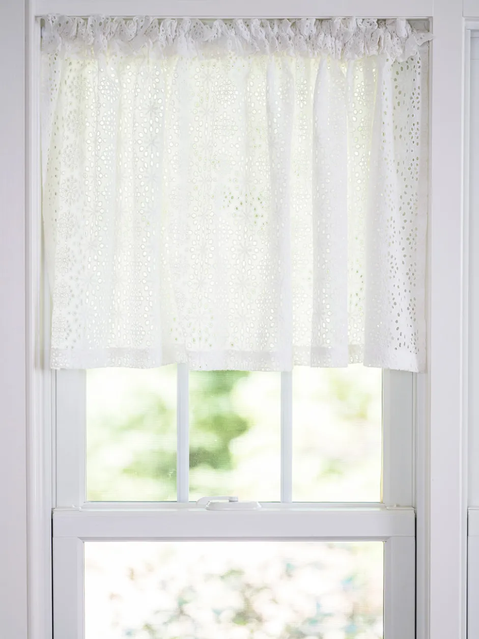 Emma Eyelet Valance
