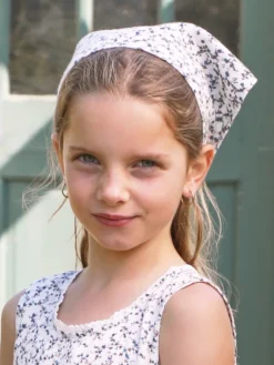 Filigree Kids Kerchief
