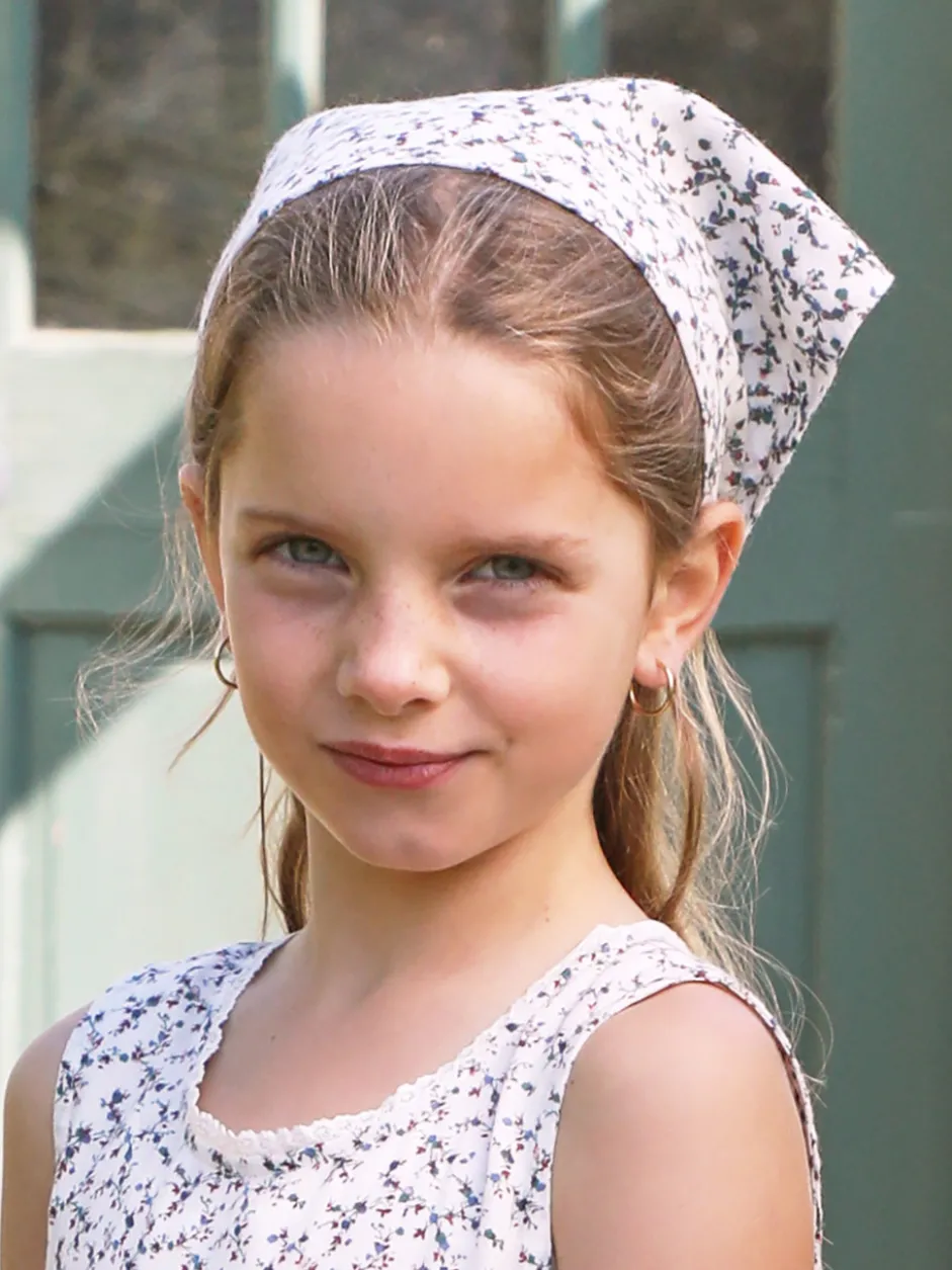 Filigree Kids Kerchief