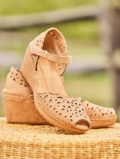 Gennina Sandal - Tan