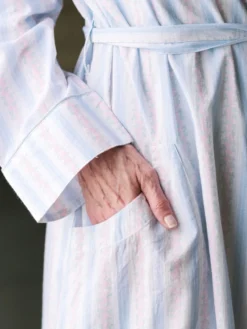 Hampton Stripe Dressing Gown - White Blue