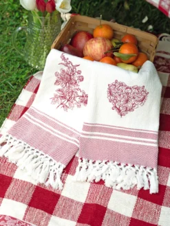 Heart & Bouquet Tea Towel Set of 2 - Red