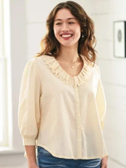 Jamie Ruffle Blouse - Ecru