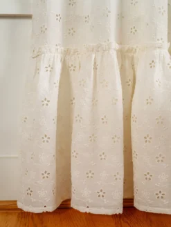 Katie Curtain