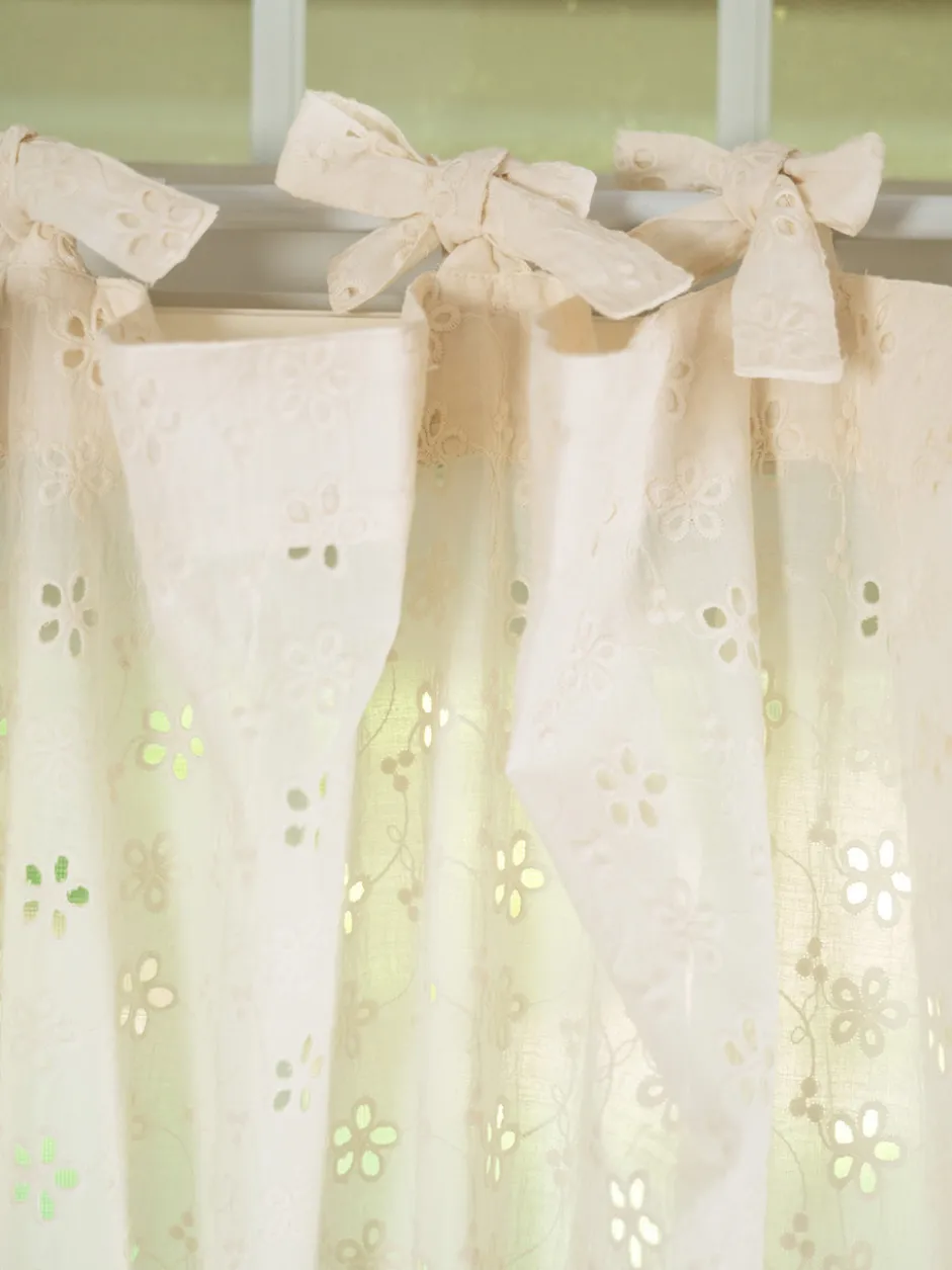 Katie Curtain