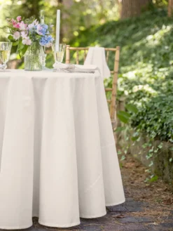 Lark Cotton Jacquard Round Cloth - Ivory