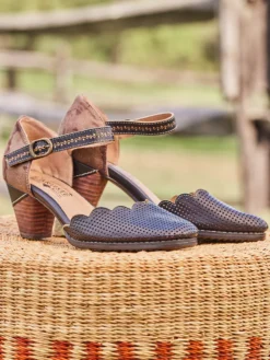 Parchelle Shoe - Black Multi