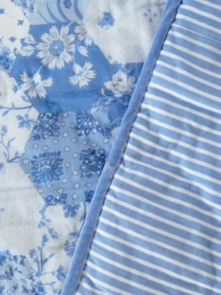 Porcelain Patchwork Quilt - Blue