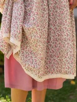 Rosebud Half Pinny - Ecru
