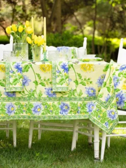 Rosehip Tablecloth - Yellow