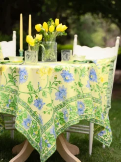 Rosehip Tablecloth - Yellow