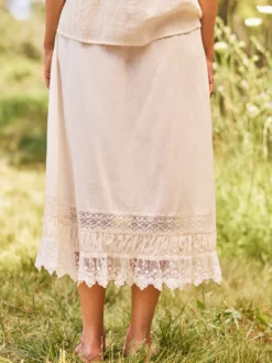 Savannah Half Slip