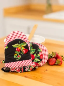 Strawberry Patchwork Mini Mitt Set of 2 - Black