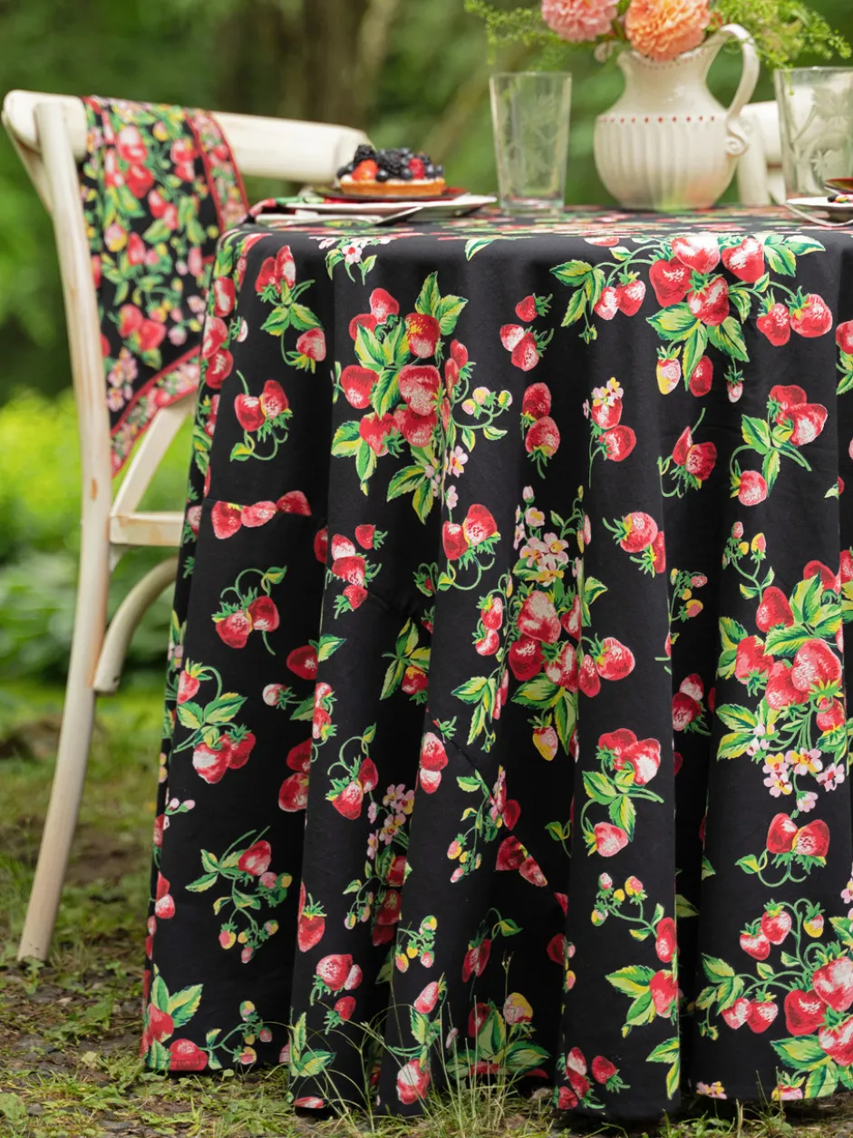 Strawberry Round Cloth - Black