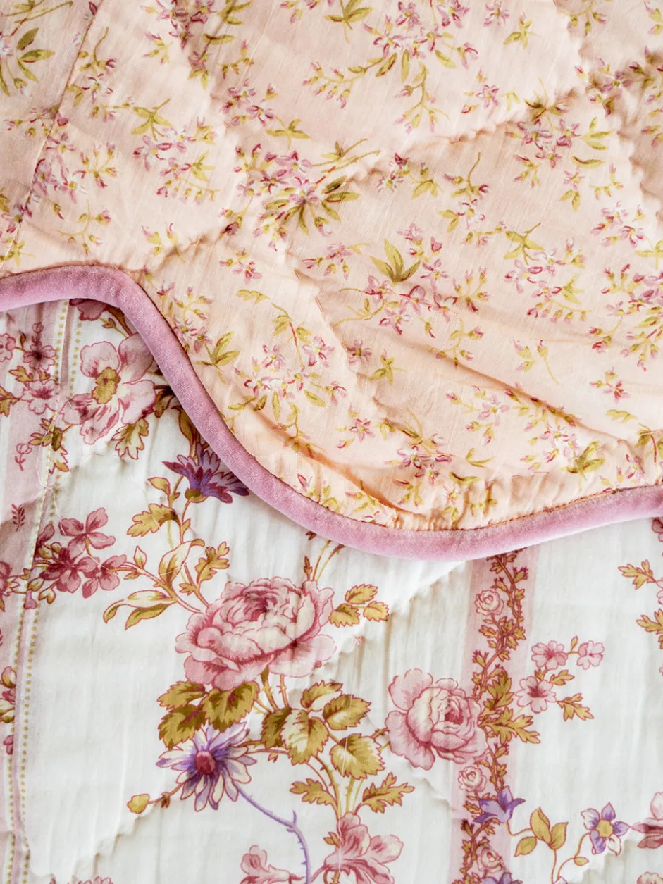 Victoriana Quilt - Antique Rose